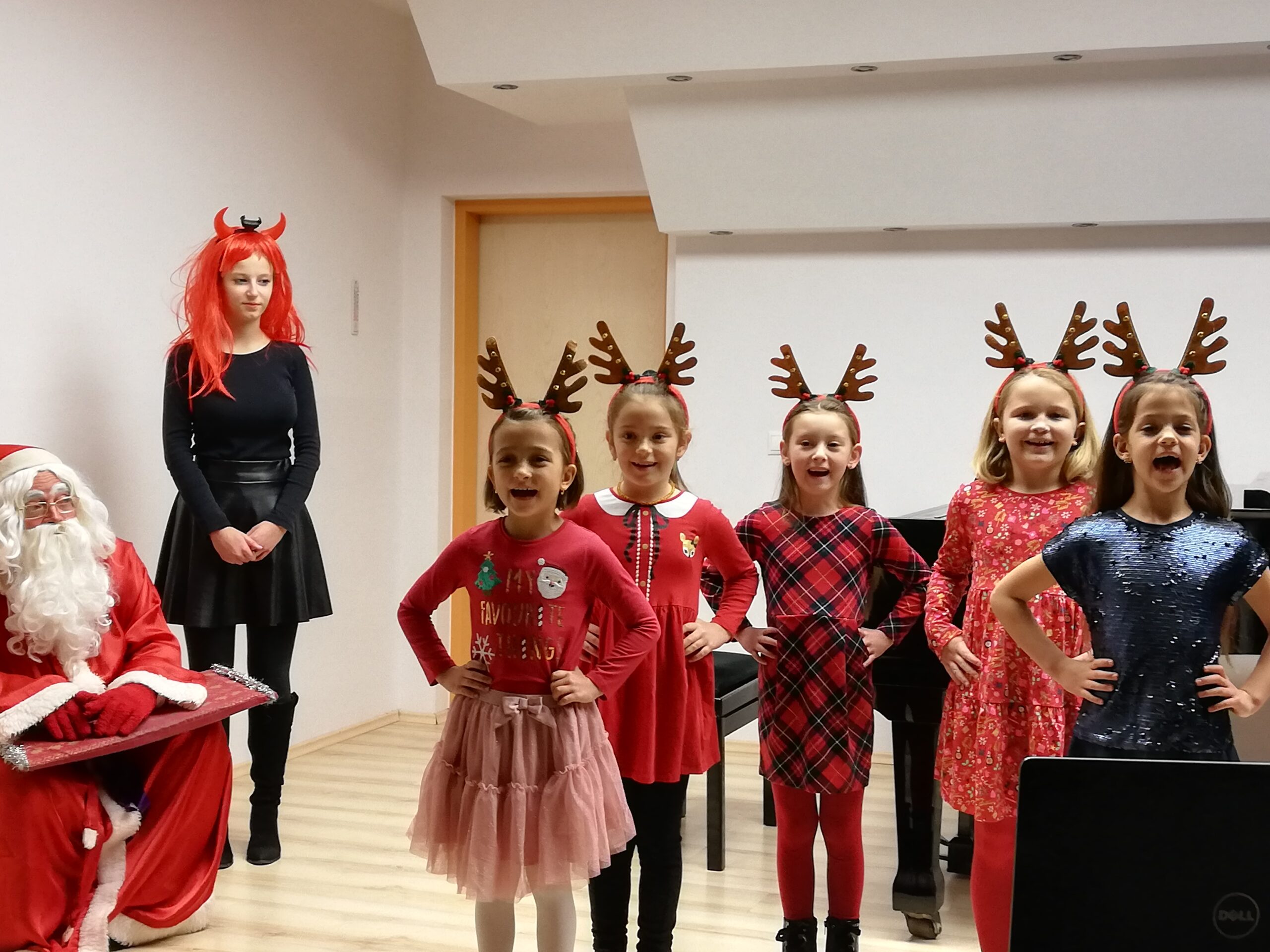 Mikulás Hangverseny