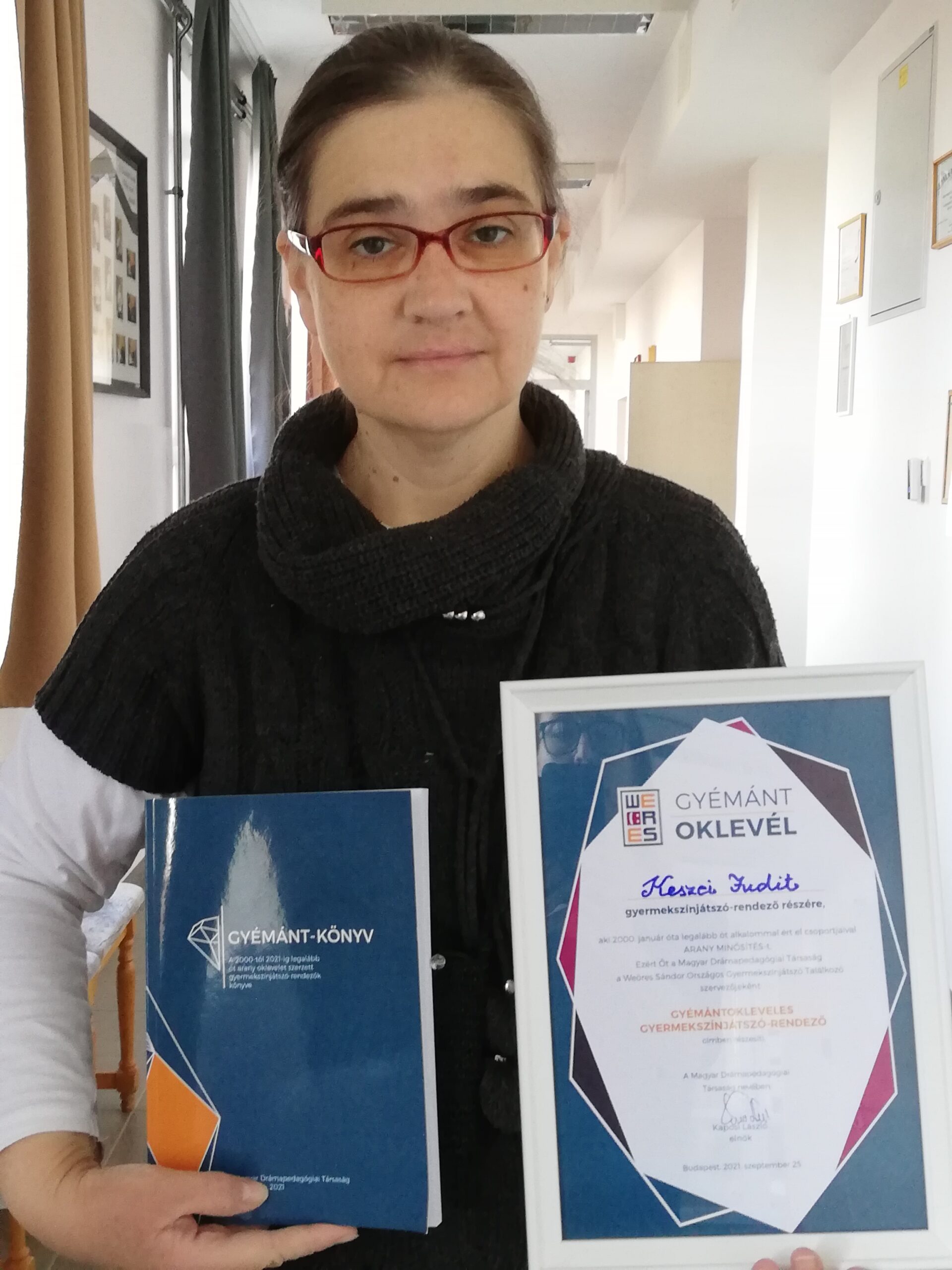 Gyémántokleveles Gyermekszínjátszó-Rendező Kitüntetés