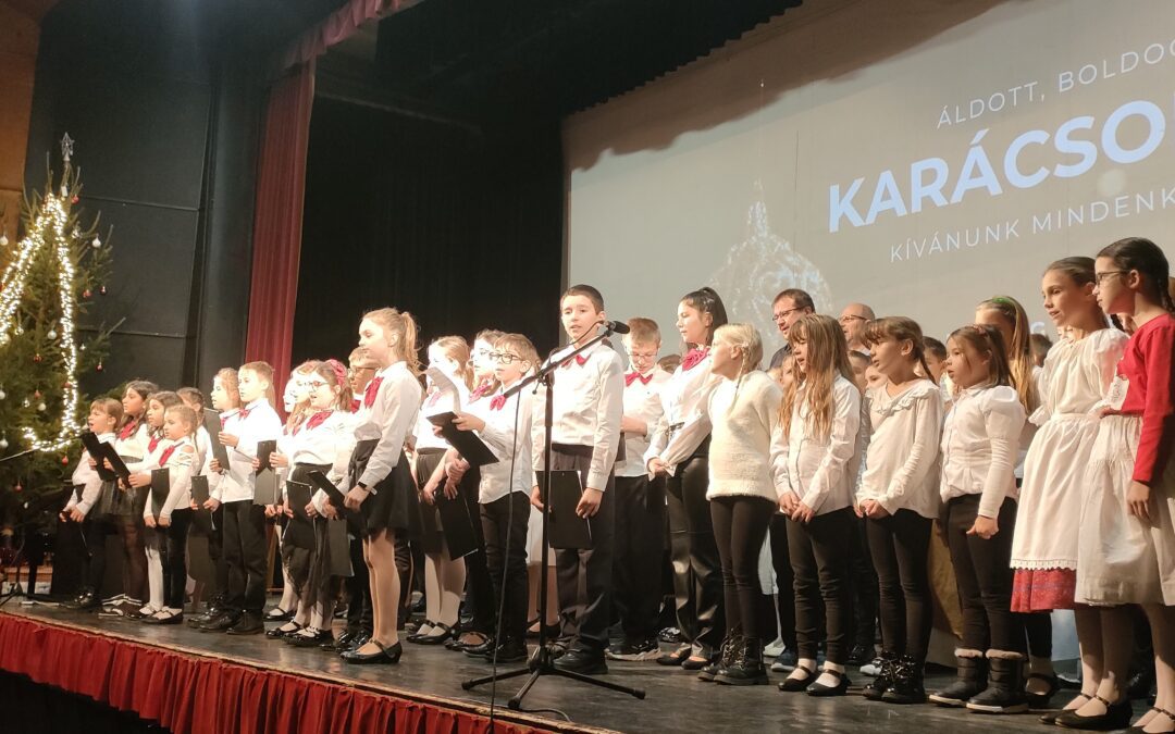 Karácsonyi előadásunk